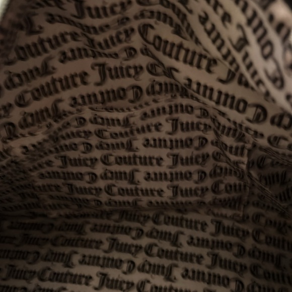 Juicy Couture Overnight / Duffle Bag  NWOT - Picture 8 of 9